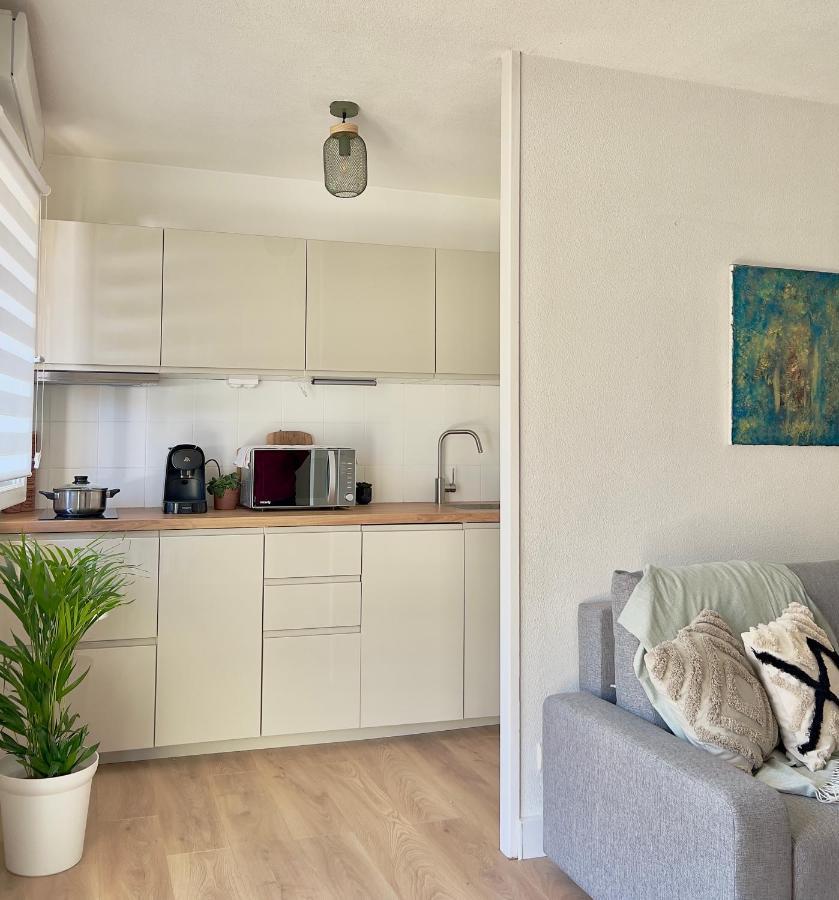 La Voulzie Appartement - Proche Centre Avec Parking Prive Провен Екстериор снимка